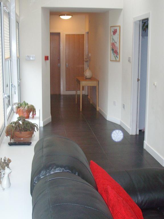 Lindhome Guest House Aberdeen Extérieur photo