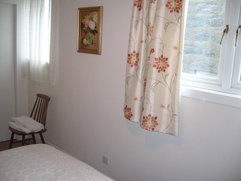 Lindhome Guest House Aberdeen Chambre photo