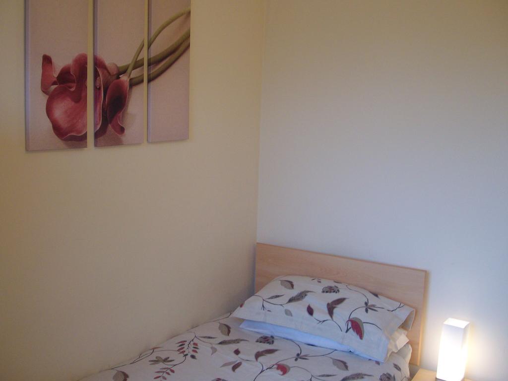 Lindhome Guest House Aberdeen Chambre photo